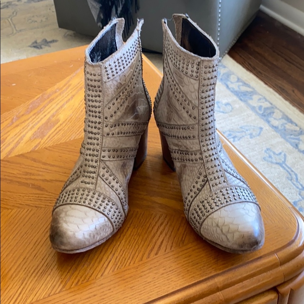 Freebird “Nelle” Booties